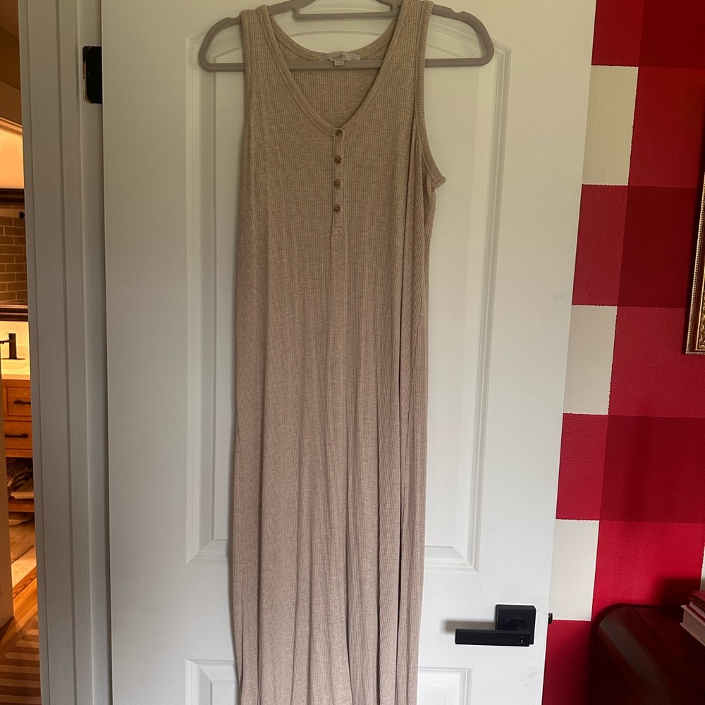 LOFT Beige Sleeveless midi Dress